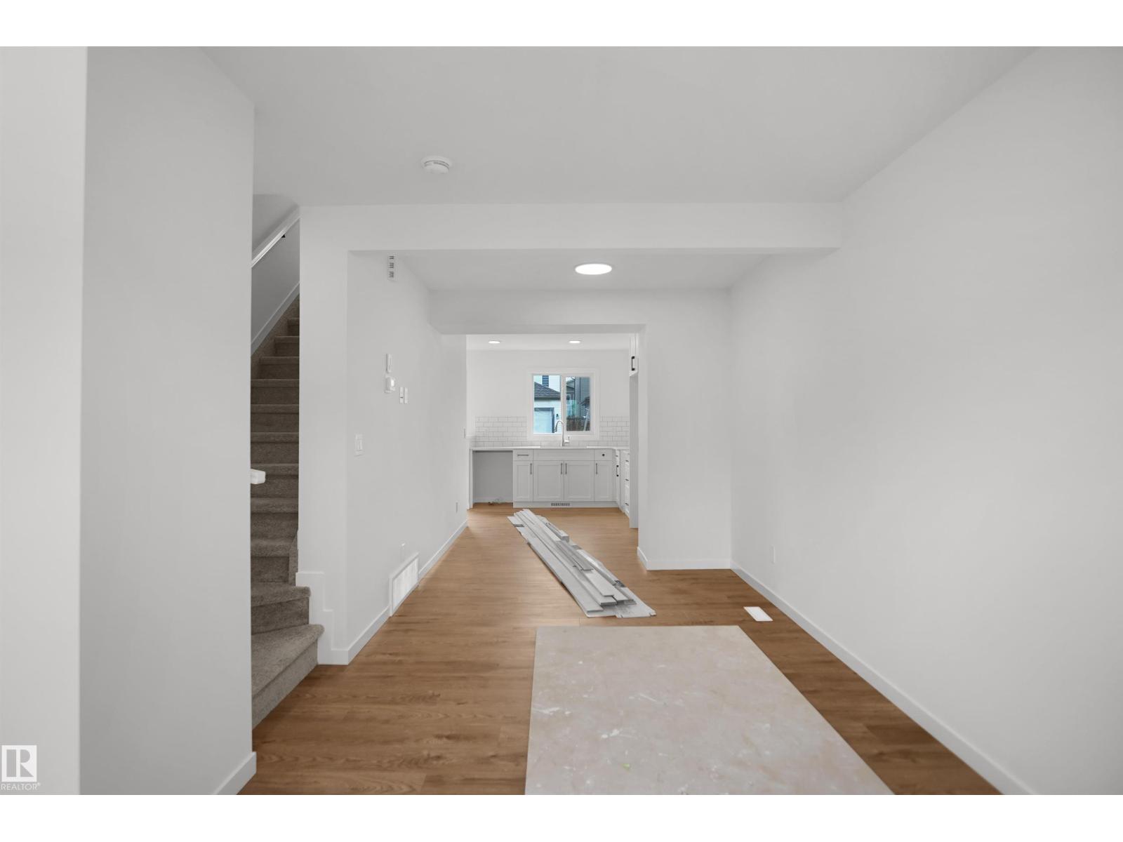 2115 210 St NW photo 5 — MLS® E4479563
