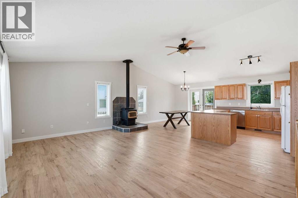 5408 52A Street — photo 9