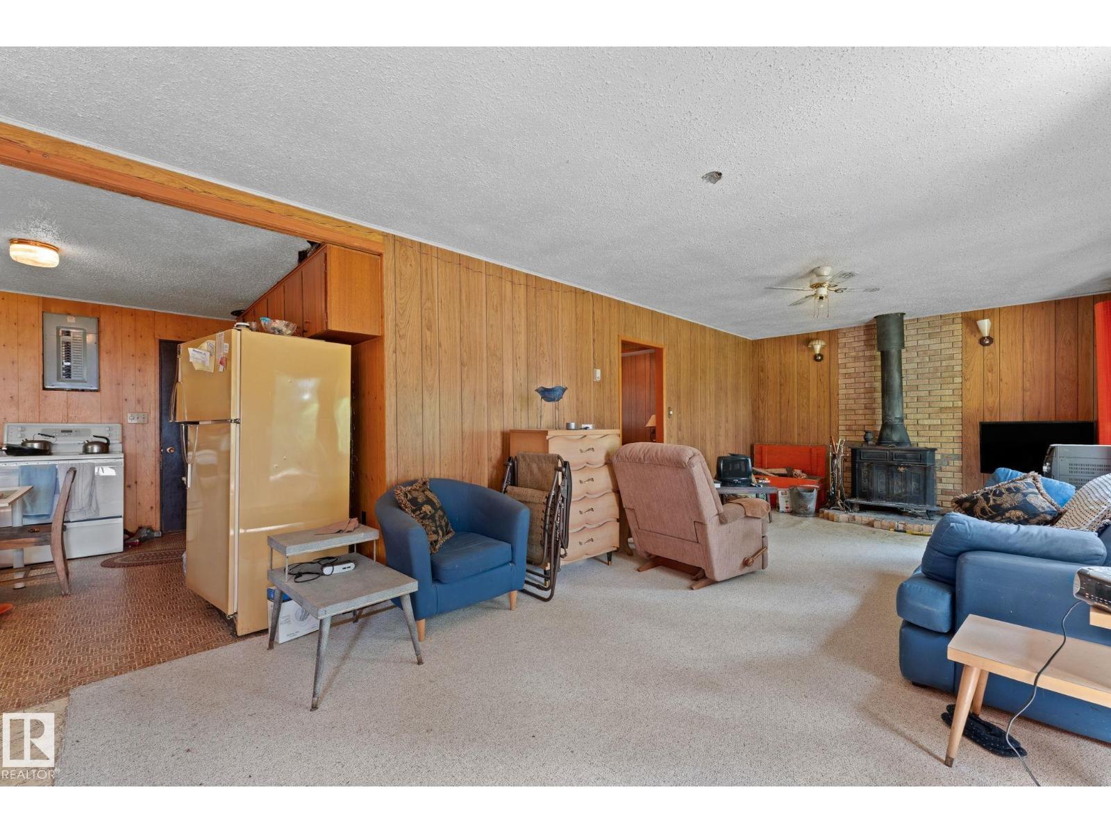 #490 48057 RGE RD 272 — photo 12