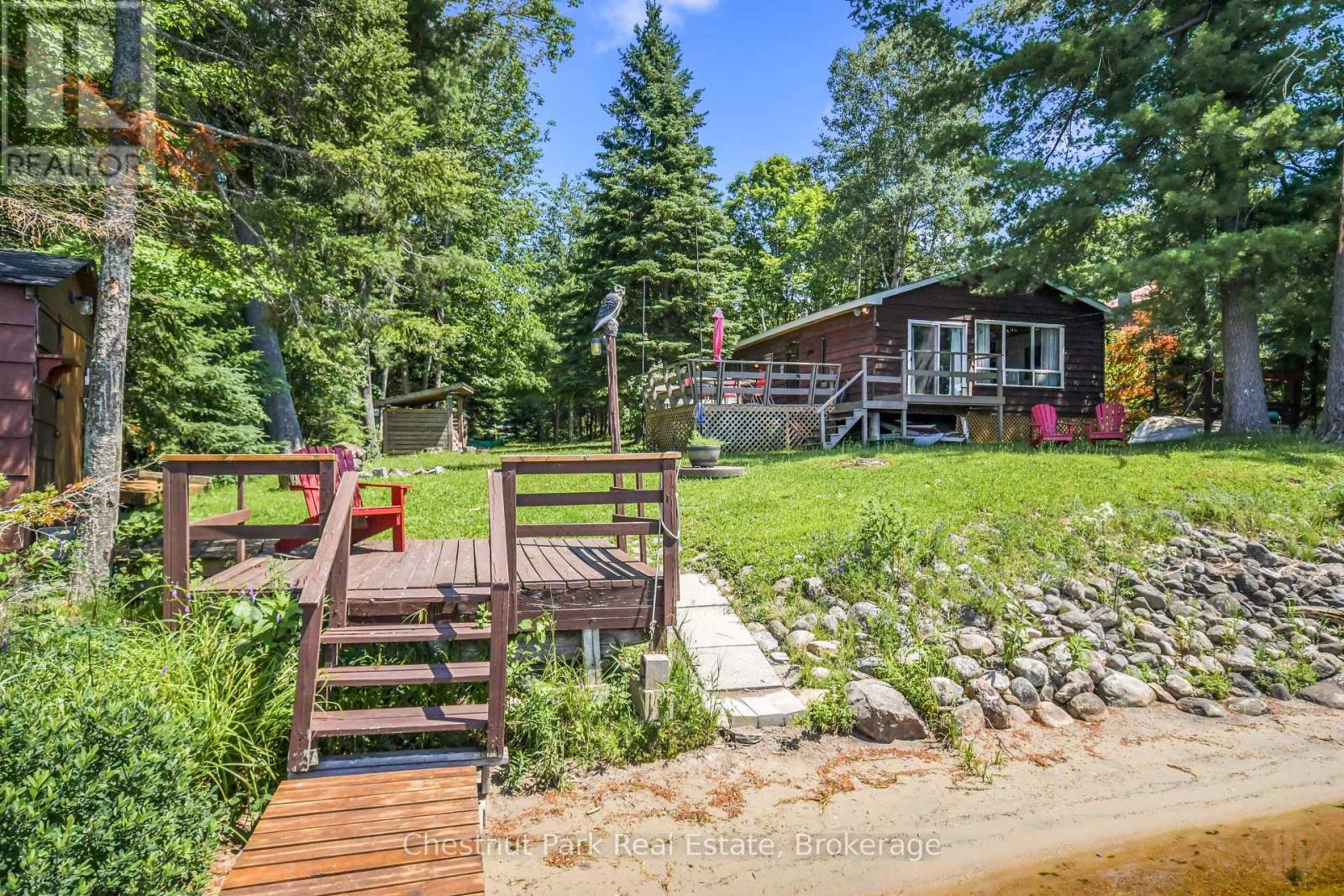 254 CHAPMAN DRIVE W - 16