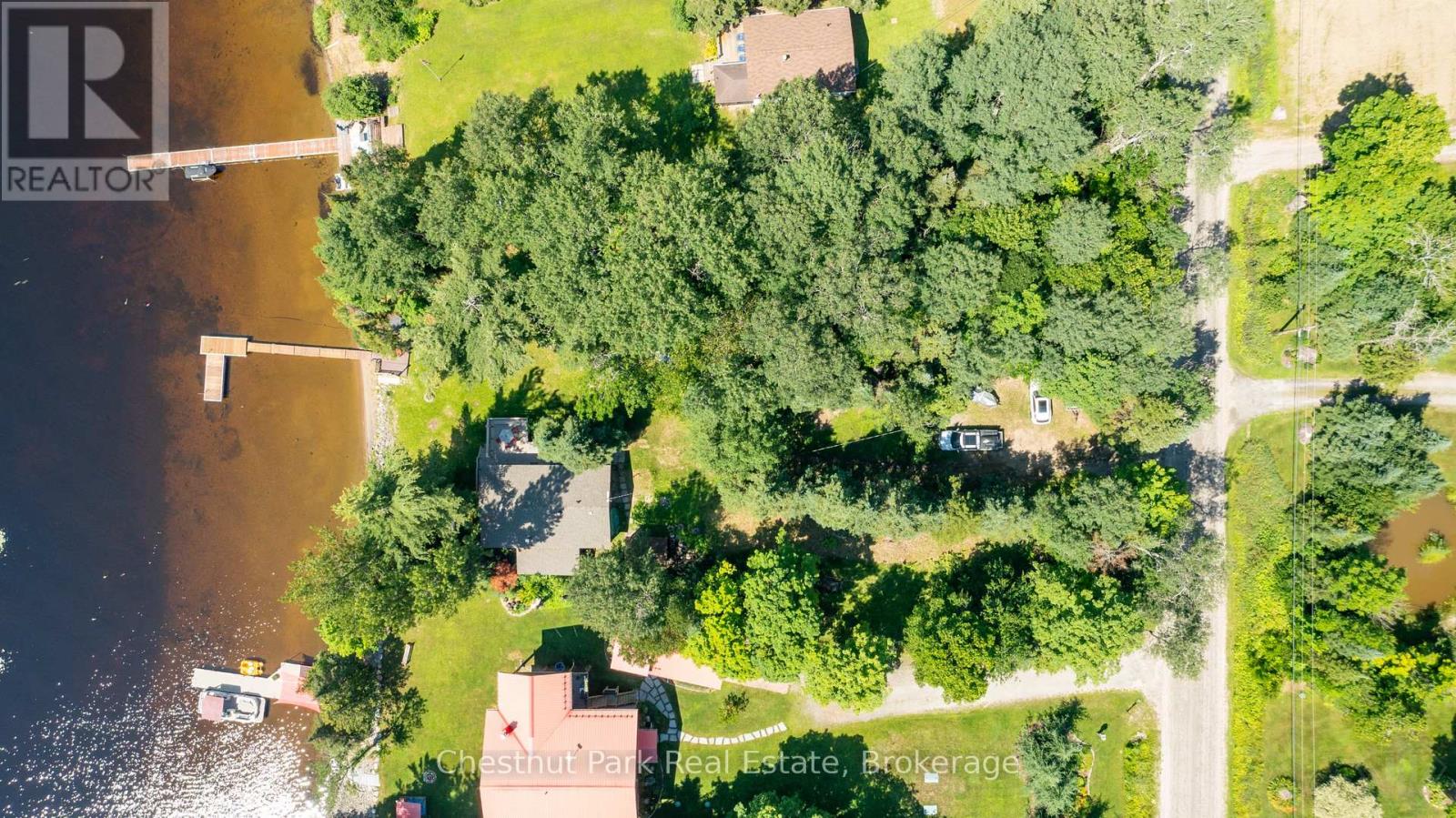 254 CHAPMAN DRIVE W - 6