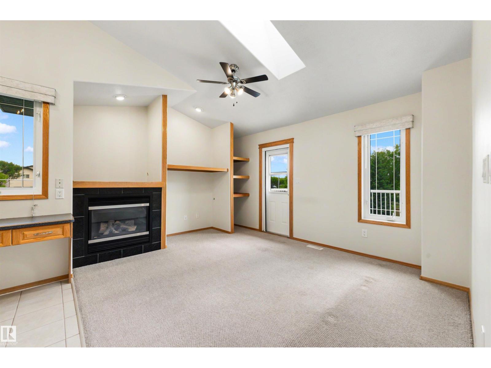 15227 47 ST NW - 9