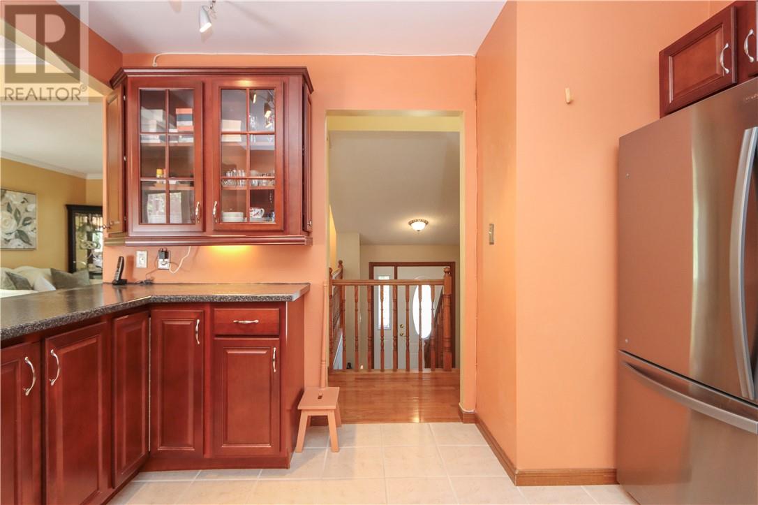 439 Kaireen Street - 17