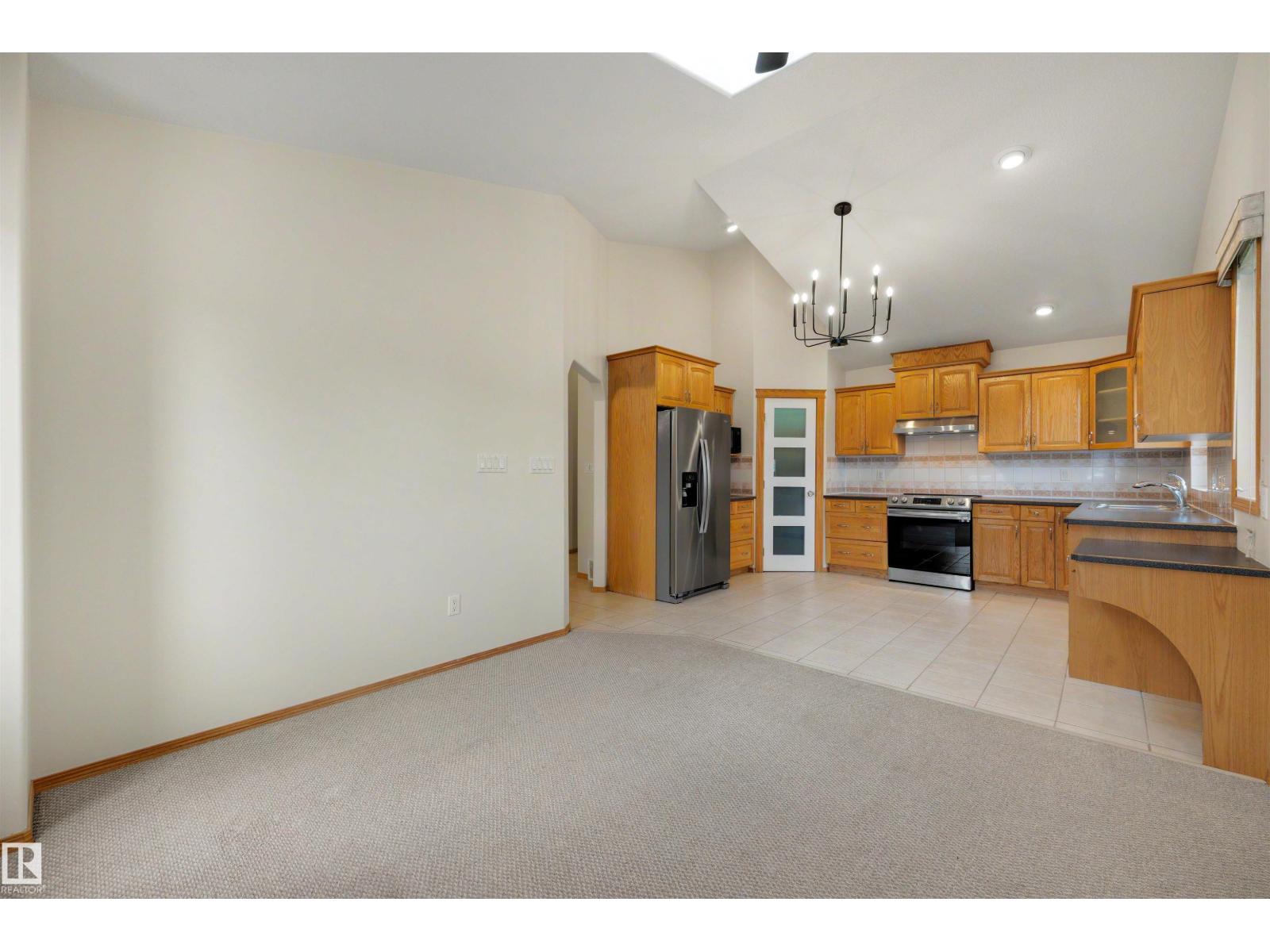 15227 47 ST NW - 10