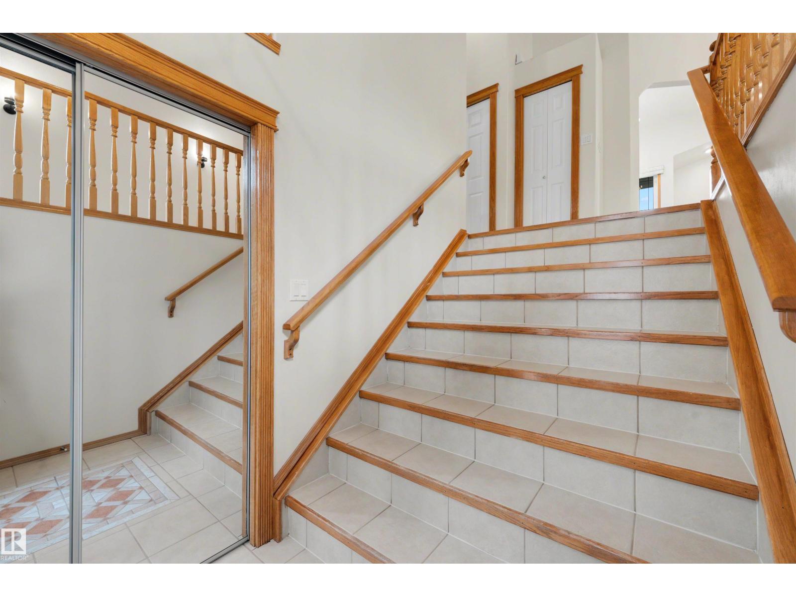 15227 47 ST NW - 2