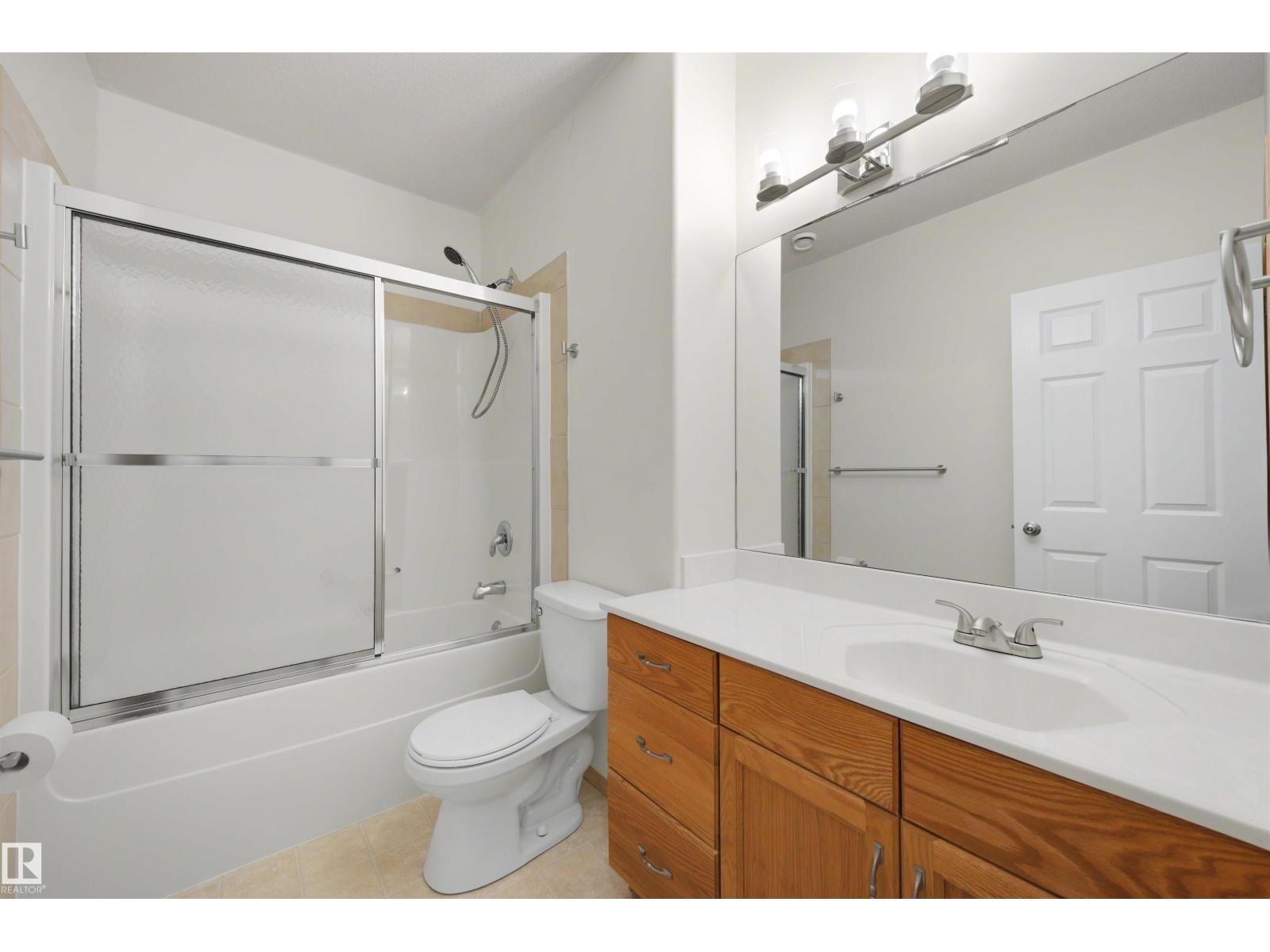 15227 47 ST NW - 31
