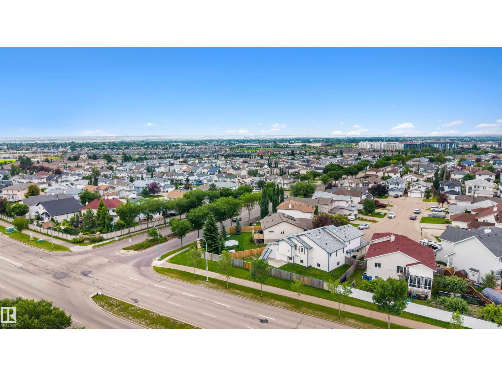 15227 47 ST NW - 47