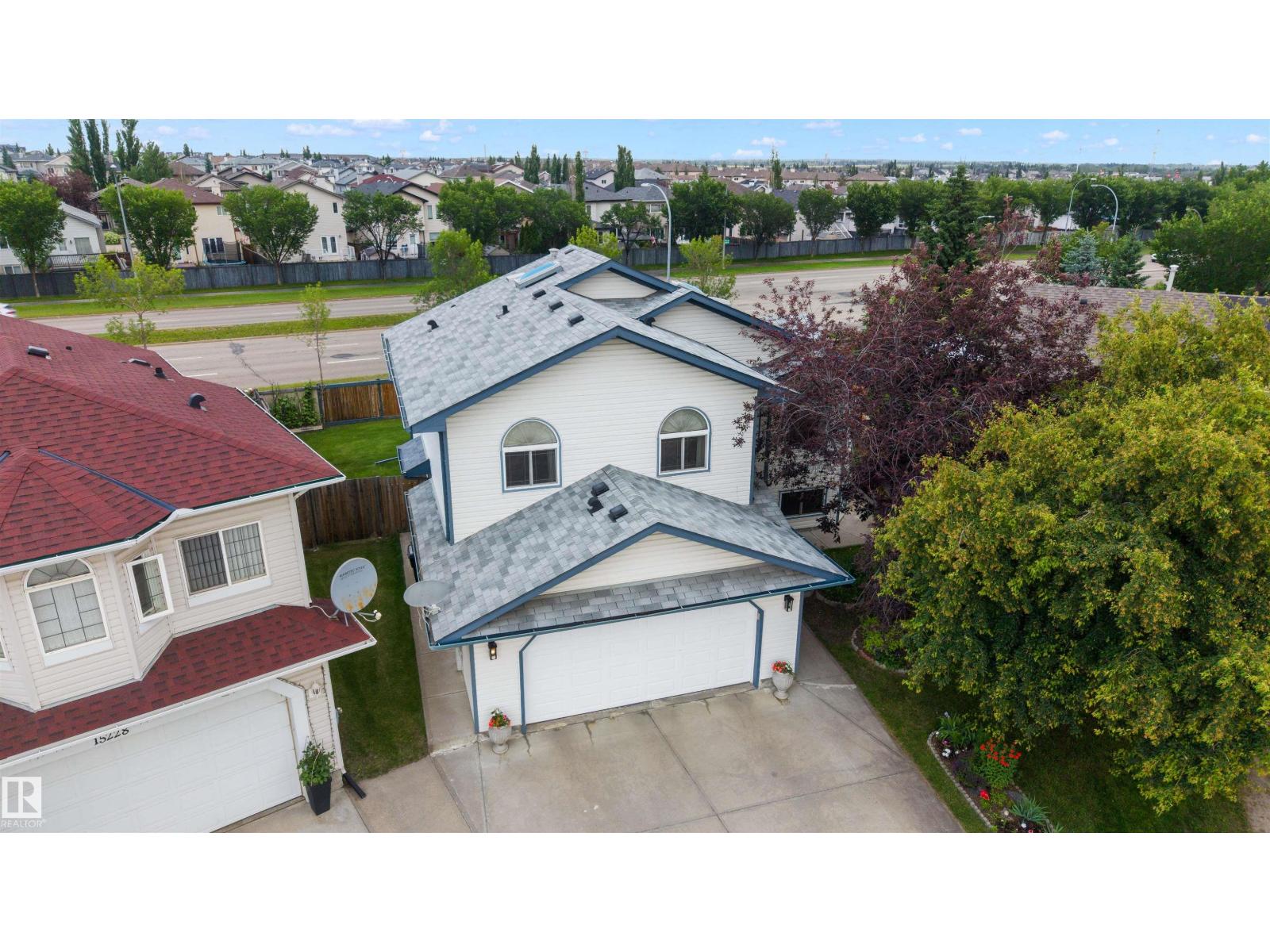 15227 47 ST NW - 51