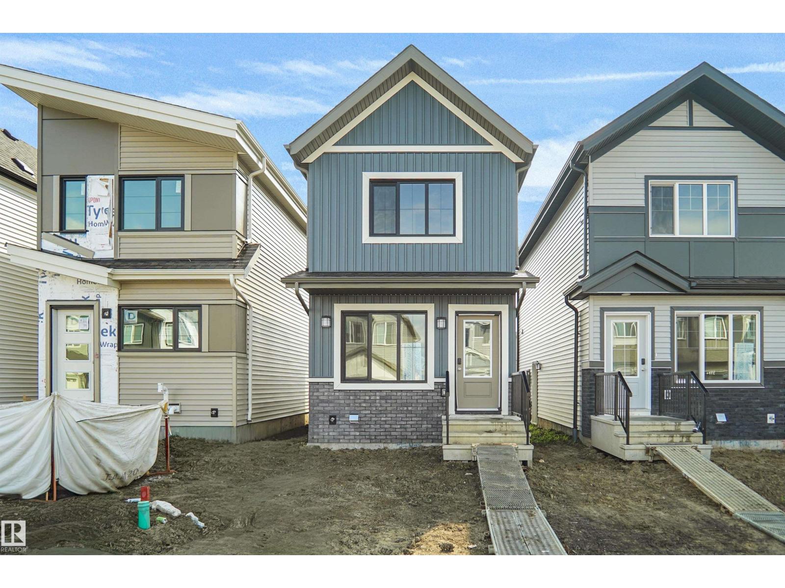 House for sale at 2119 210 St NW, Edmonton — MLS® E4496085