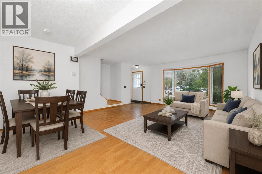 78 Queen Anne Close SE - 1