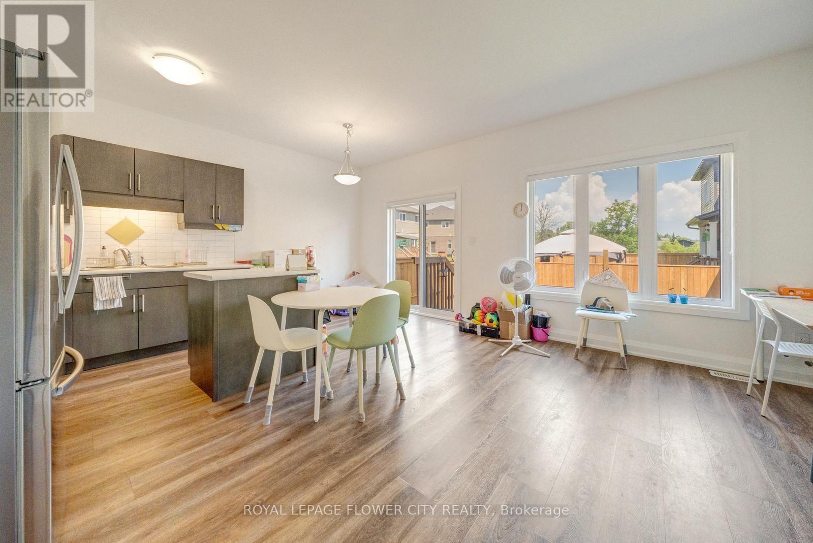 20 SYCAMORE STREET - Image 12