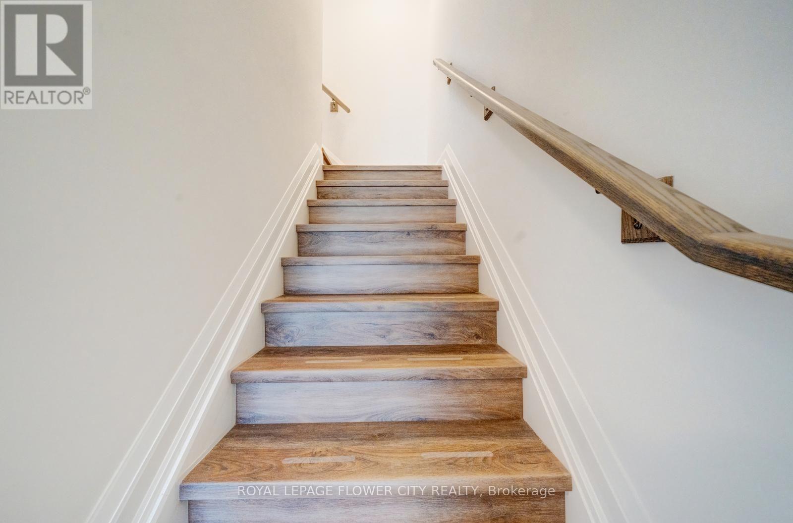 20 SYCAMORE STREET - Image 18