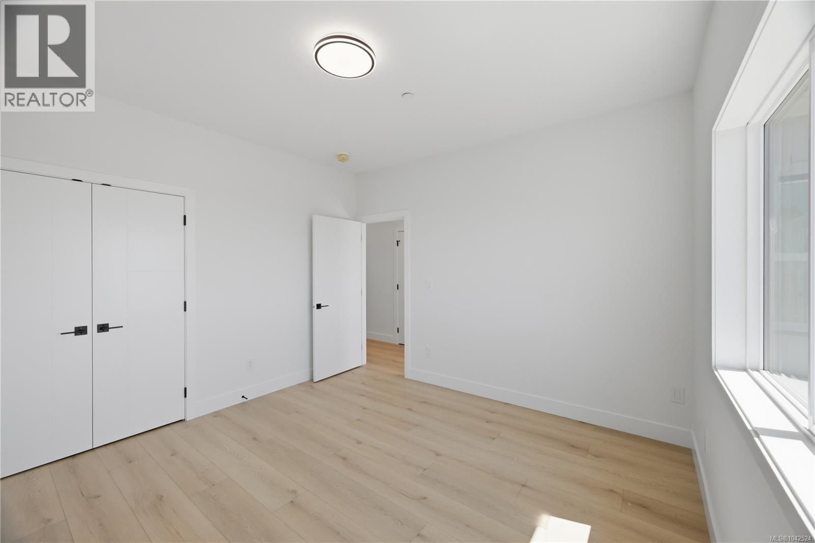 2301 Hudson Terr - 18