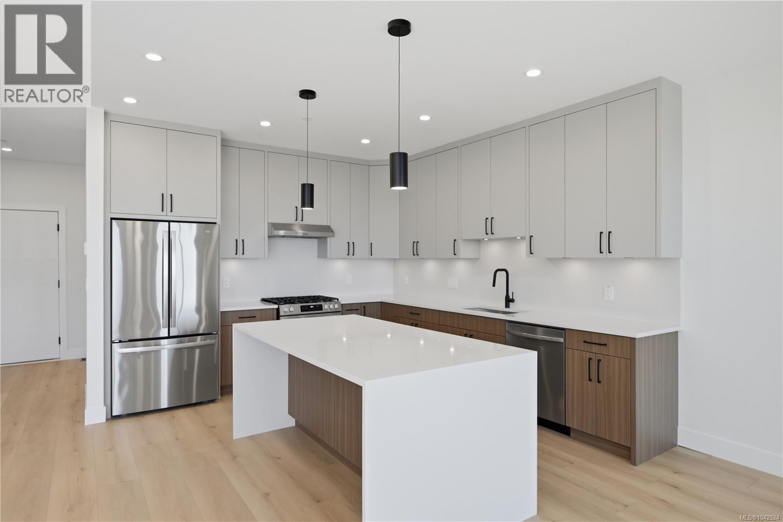 2301 Hudson Terr - 6