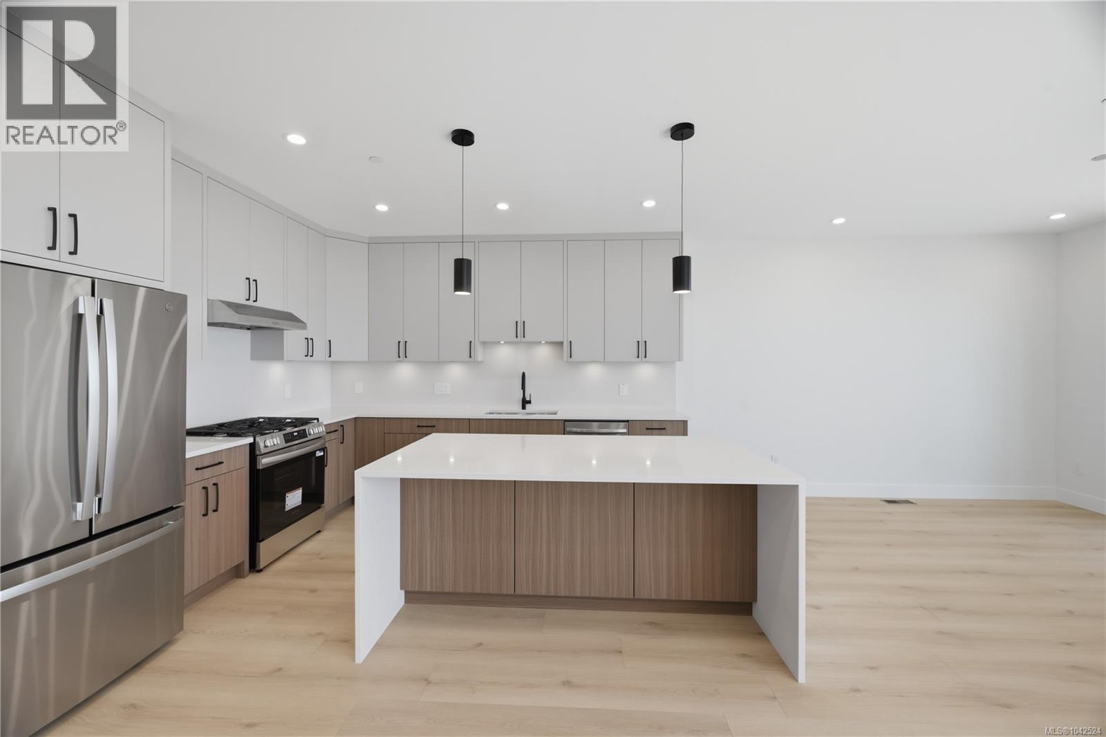 2301 Hudson Terr - 7
