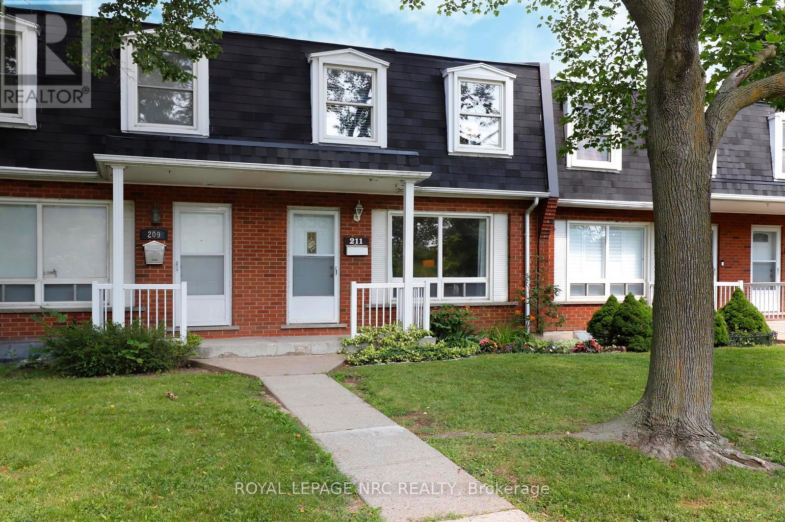 #6 211 LAKE AVENUE N - 2