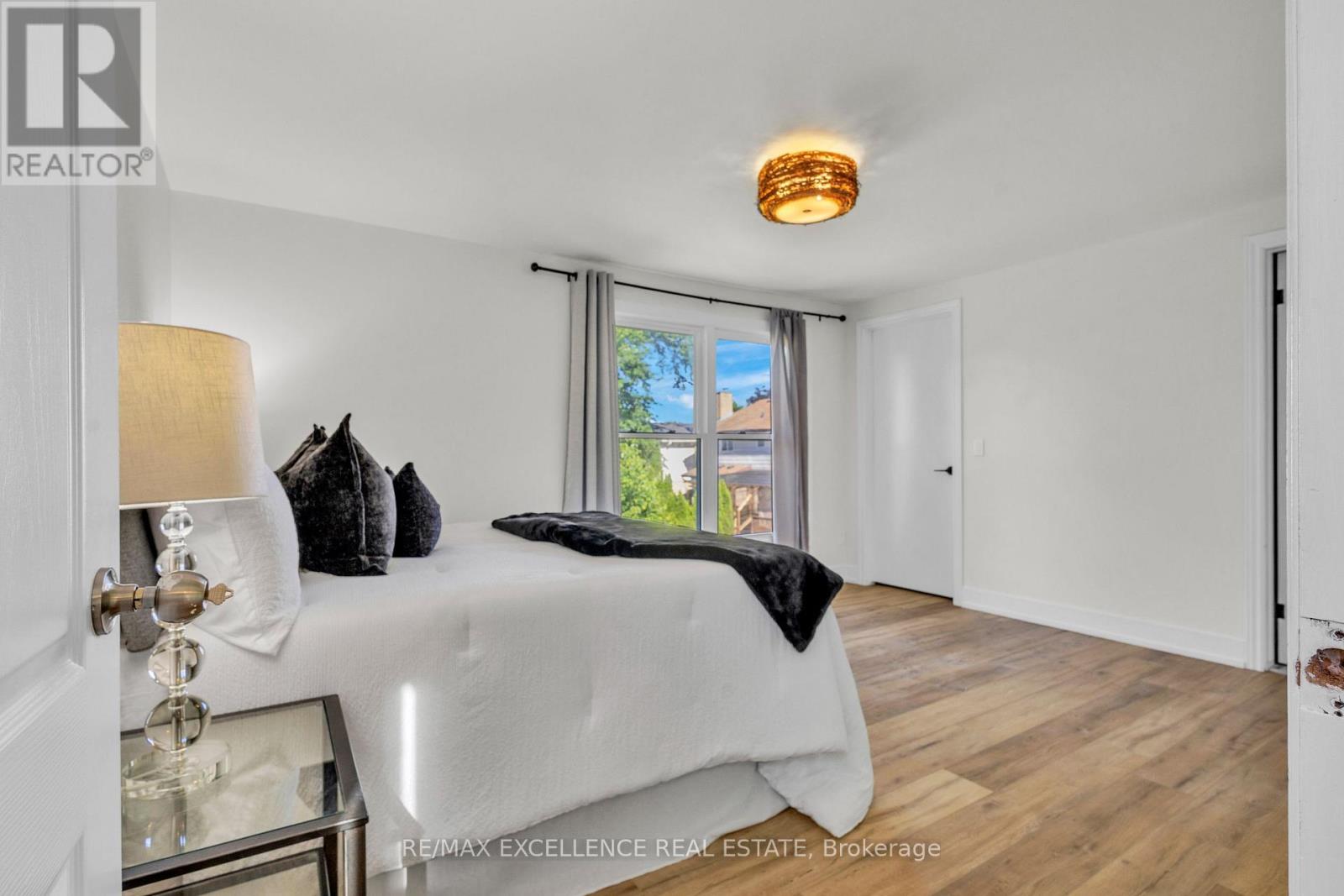 127 ACORN CRESCENT - 14
