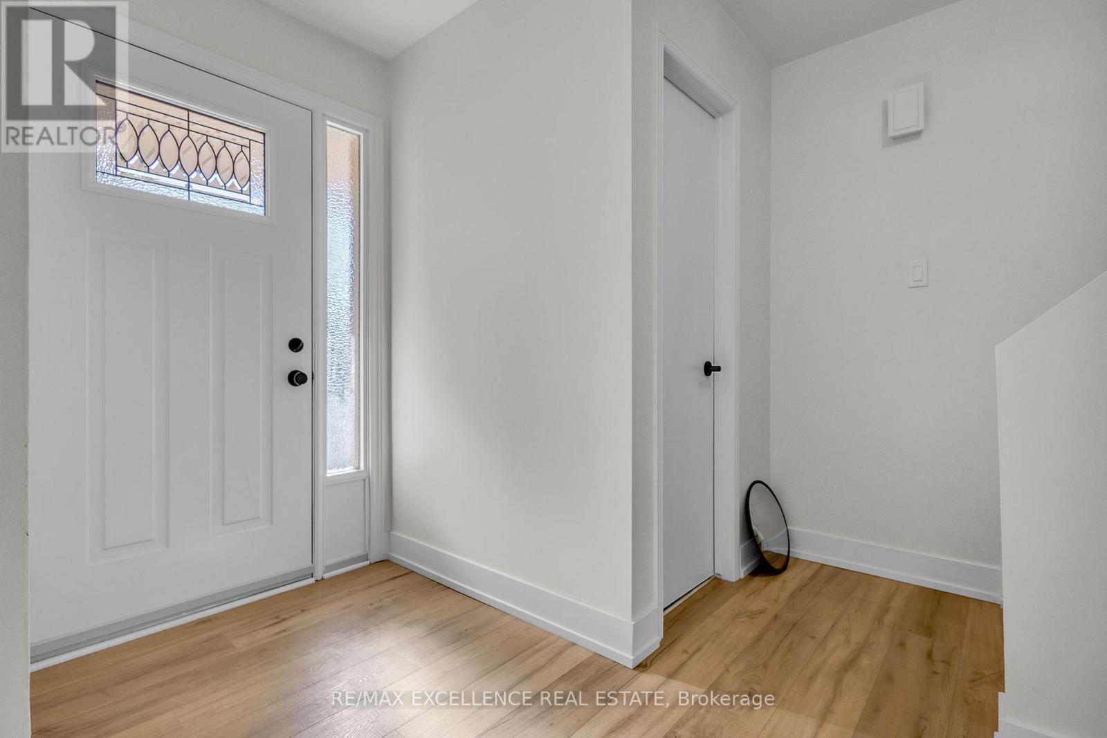 127 ACORN CRESCENT - 24
