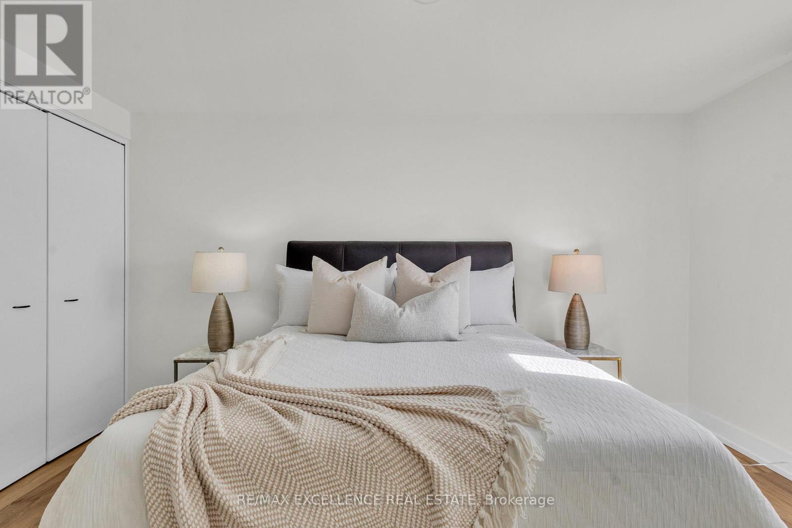 127 ACORN CRESCENT - 6