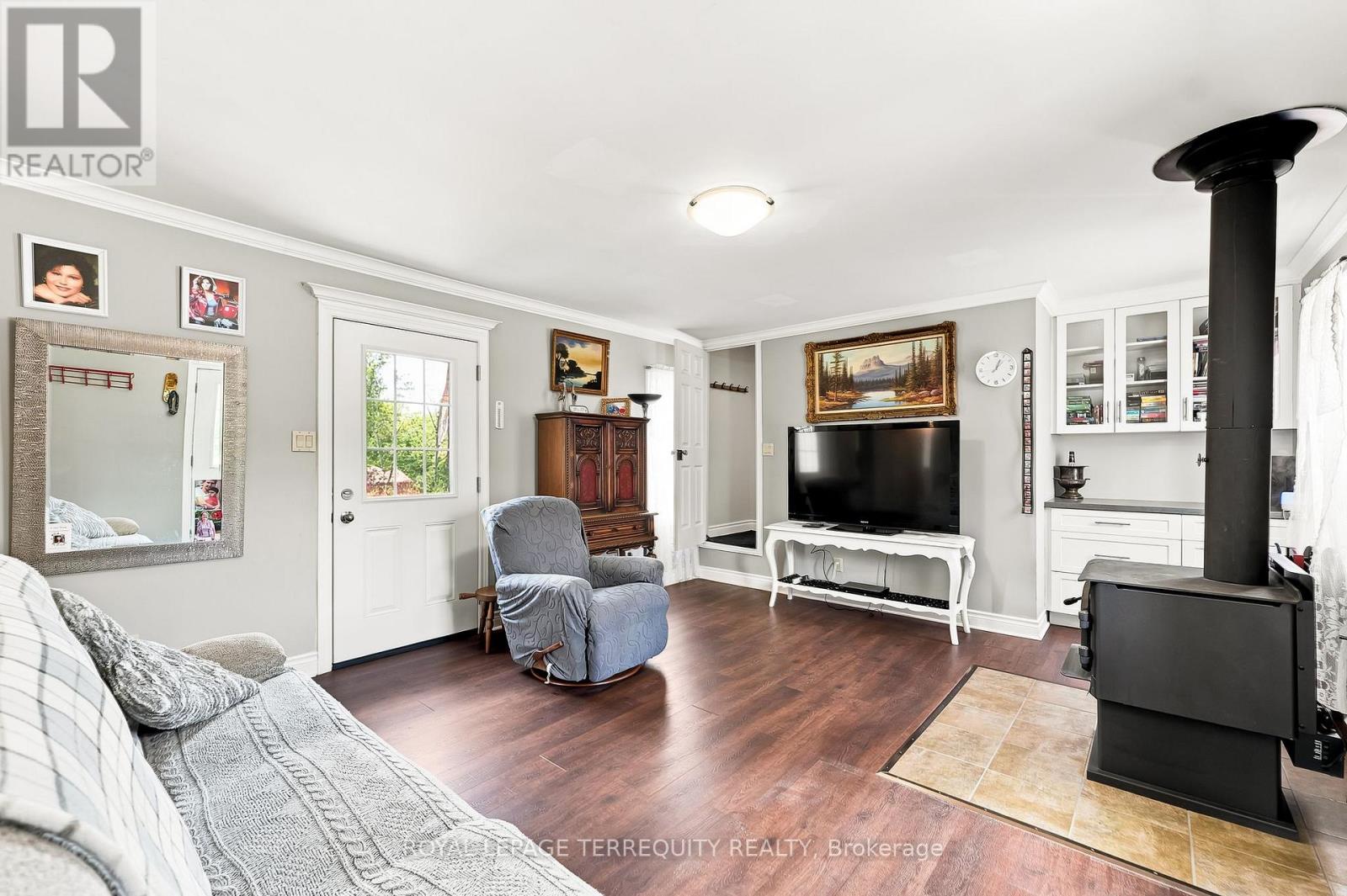 298 CROFTS ROAD - 19