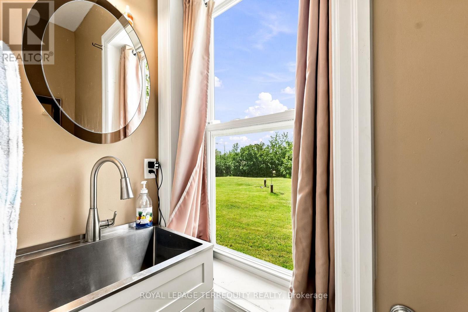 298 CROFTS ROAD - 21