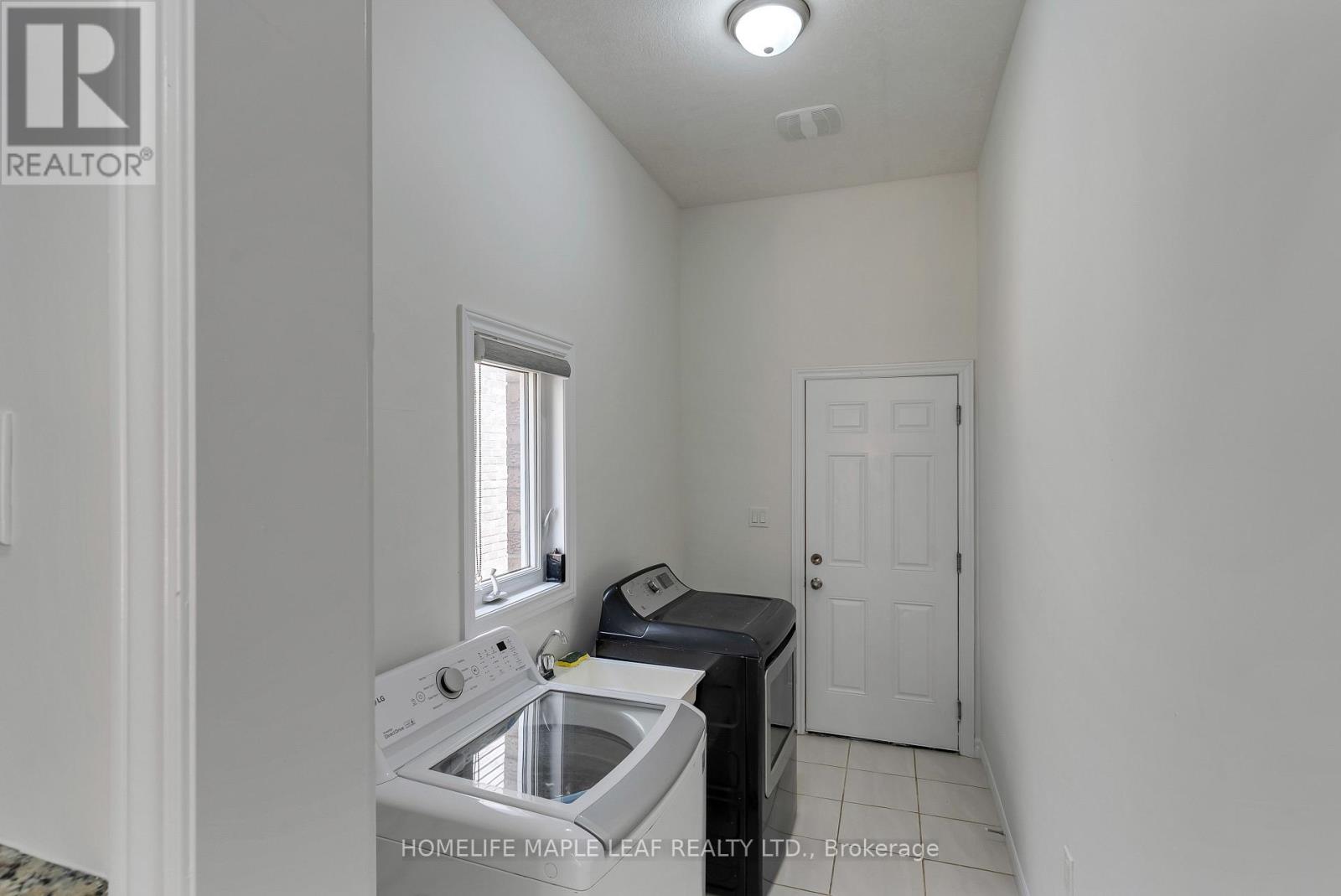 2751 ORIOLE DRIVE - 22