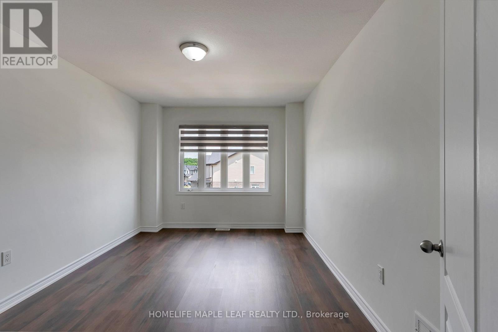 2751 ORIOLE DRIVE - 32