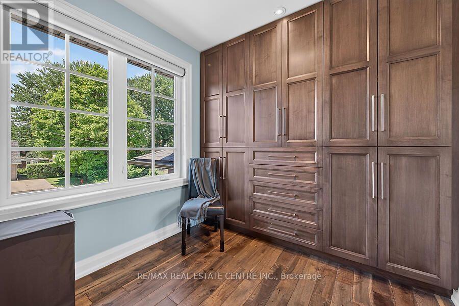 26 FREELAND COURT - 21