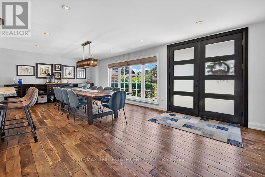 26 FREELAND COURT - 5