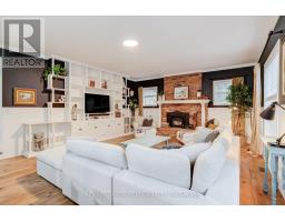Eating area - 1097 Mineral Springs Road, Hamilton, ON L9H5E3 Photo 9