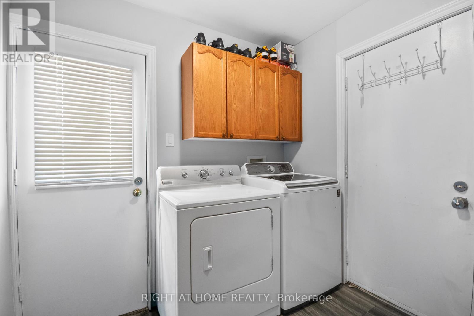 14 DUNCAN CRESCENT - 21