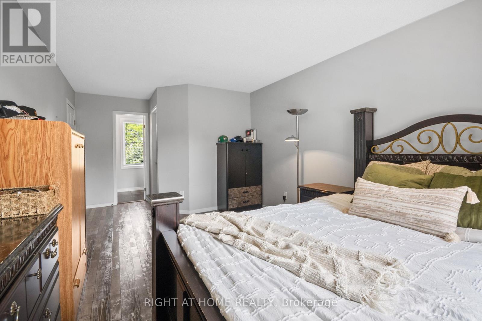 14 DUNCAN CRESCENT - 15