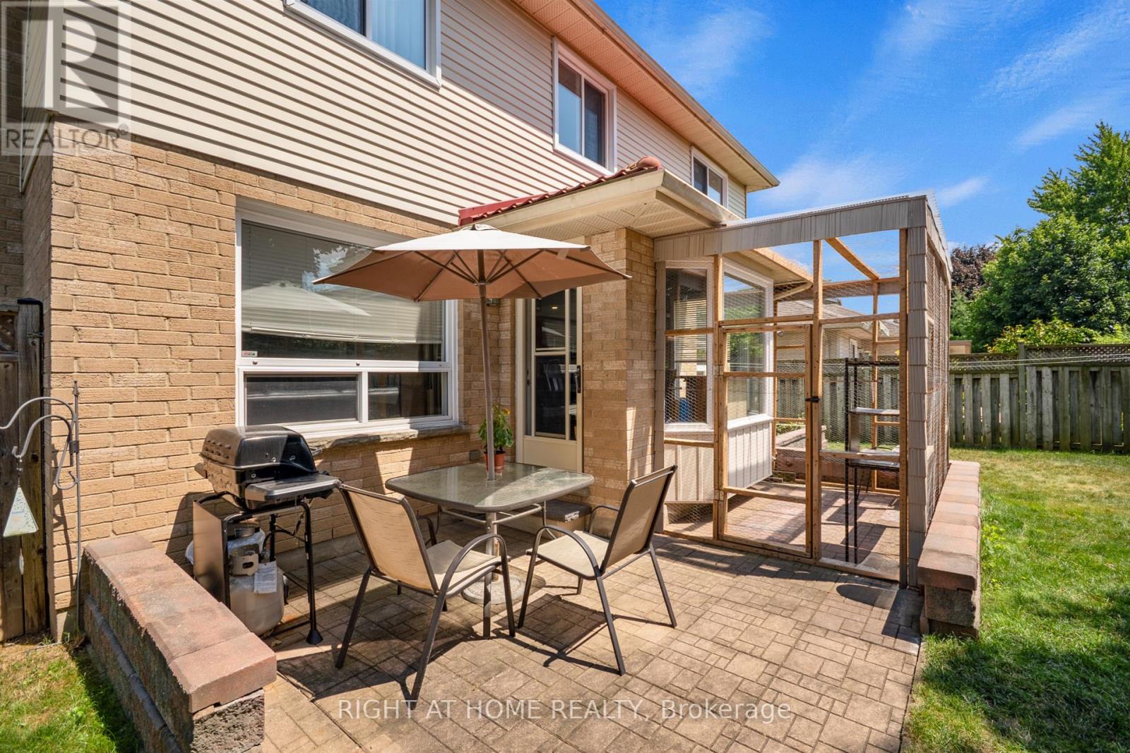 14 DUNCAN CRESCENT - 25