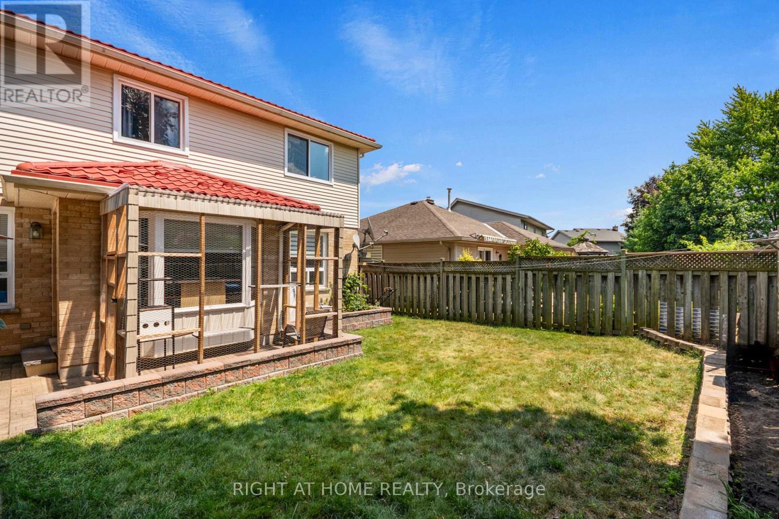 14 DUNCAN CRESCENT - 26