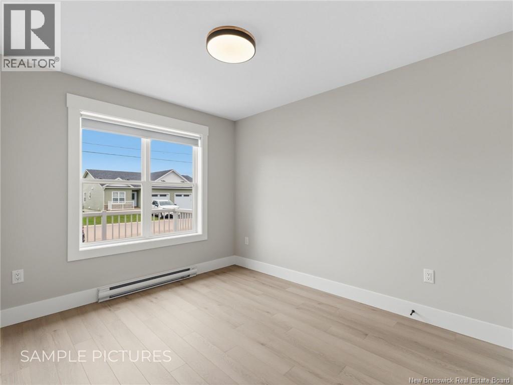 30 Violet Street - 18