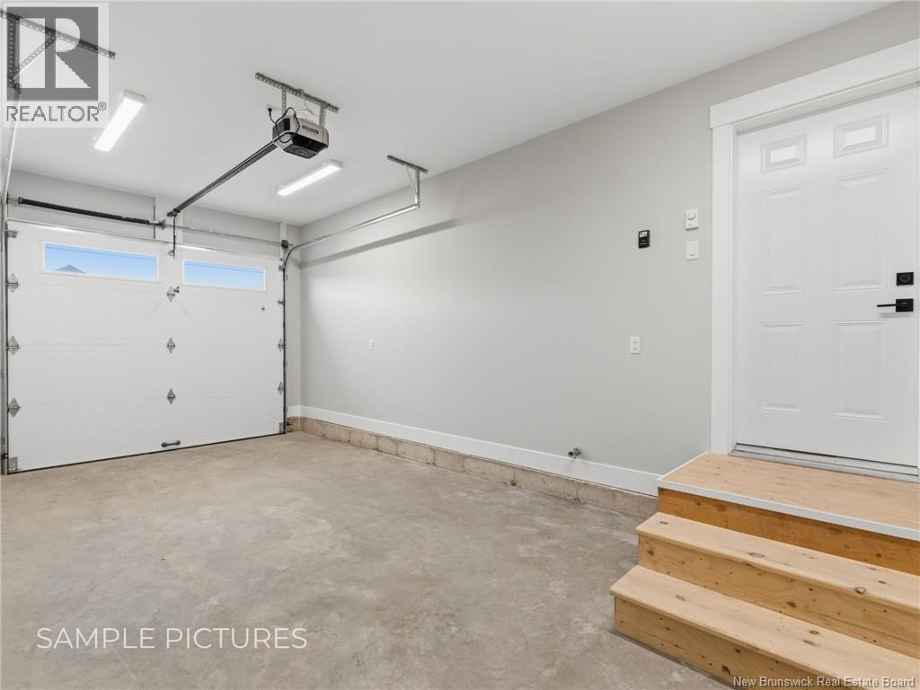 30 Violet Street - 33