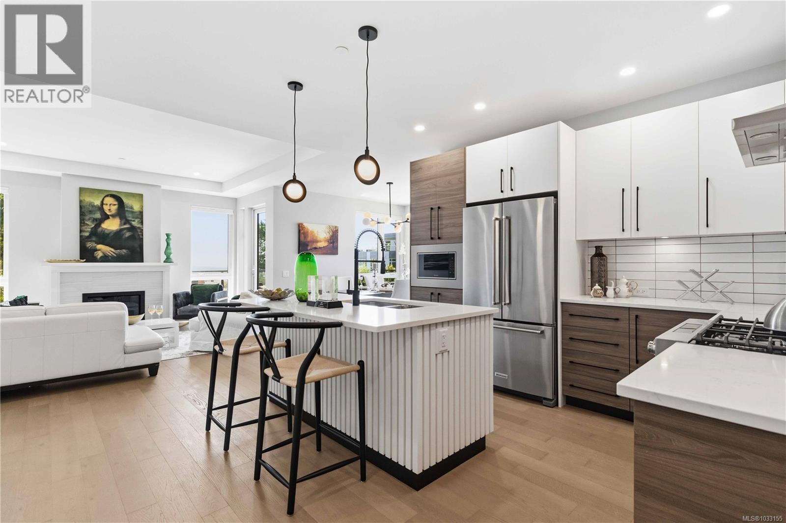 #306 990 Doumac Ave - 12