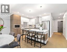 Living room - 205 990 Doumac Ave, Saanich, BC V8Y1M4 Photo 6