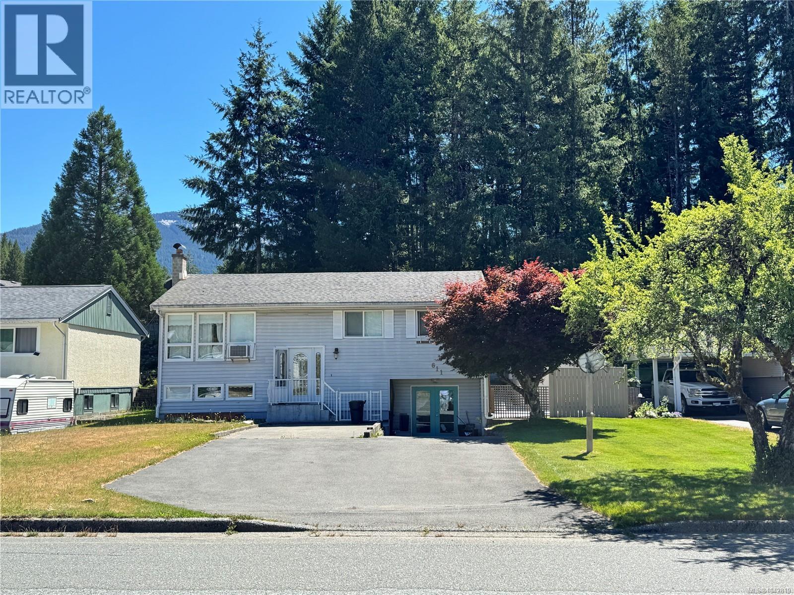611 Nimpkish Dr - 23