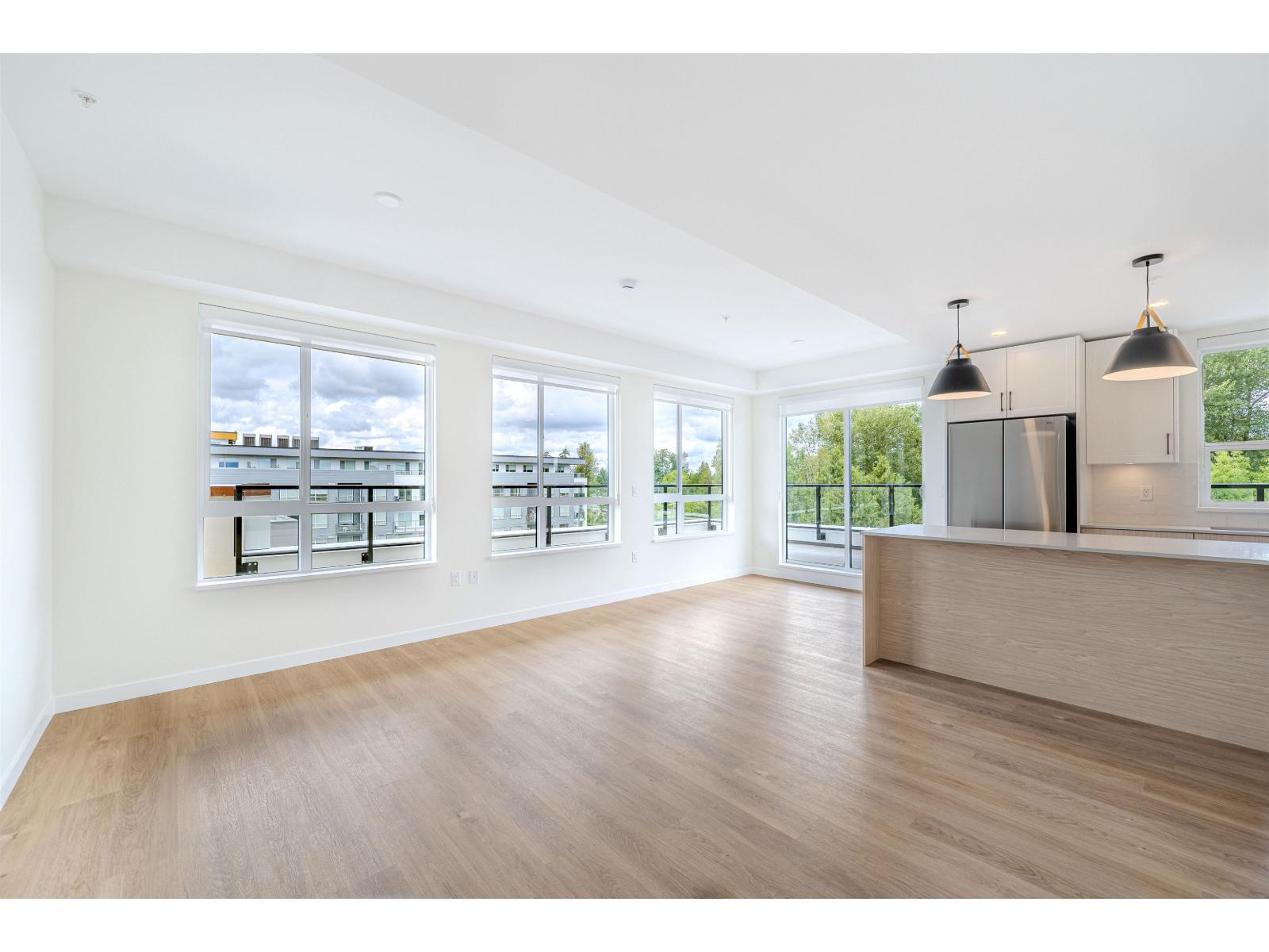 606 27249 ALDERGROVE TOWN CENTRE DRIVE, Langley