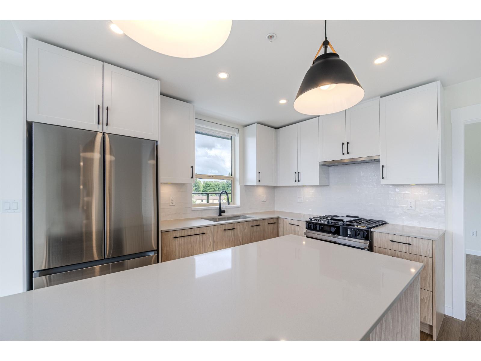606 27249 ALDERGROVE TOWN CENTRE DRIVE, Langley