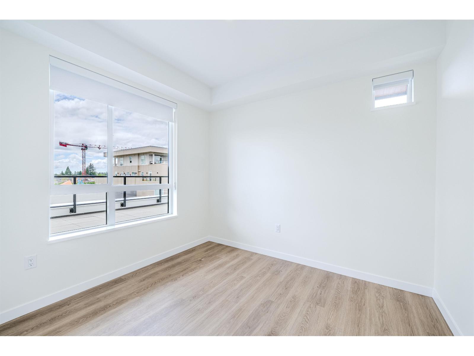 606 27249 ALDERGROVE TOWN CENTRE DRIVE, Langley