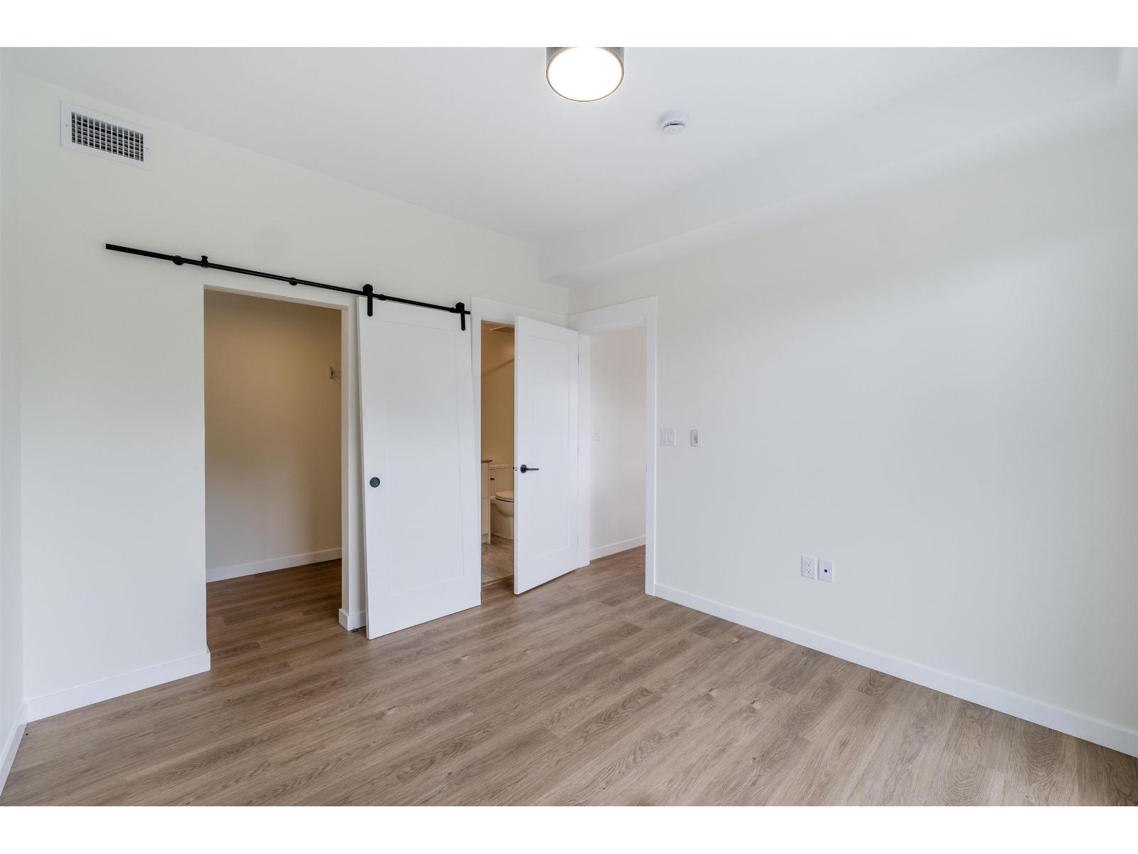 606 27249 ALDERGROVE TOWN CENTRE DRIVE, Langley