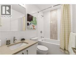 301 990 Doumac Ave, Saanich, BC V8Y1M4 Photo 13