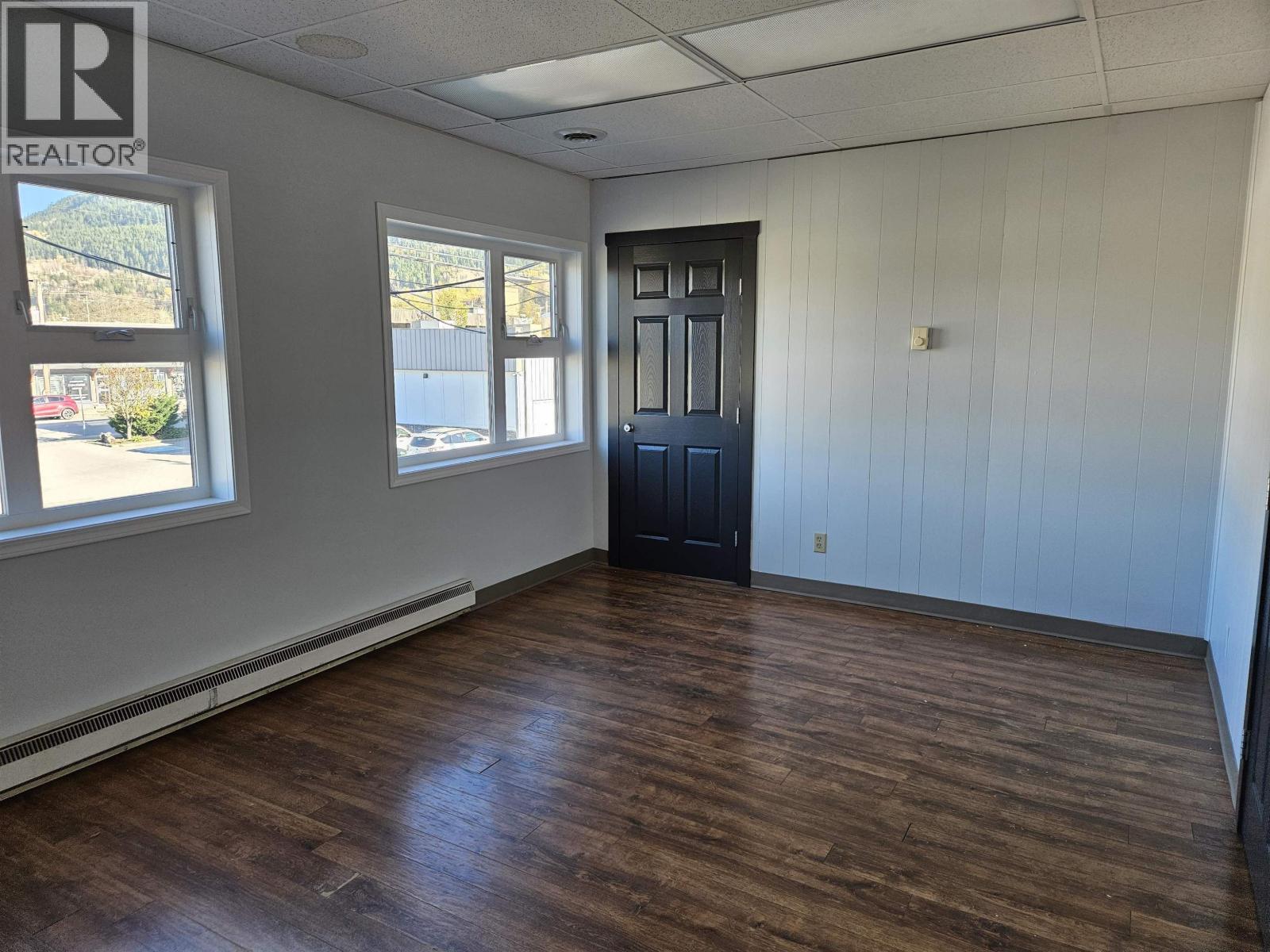 #211-4650 LAKELSE Avenue, Terrace
