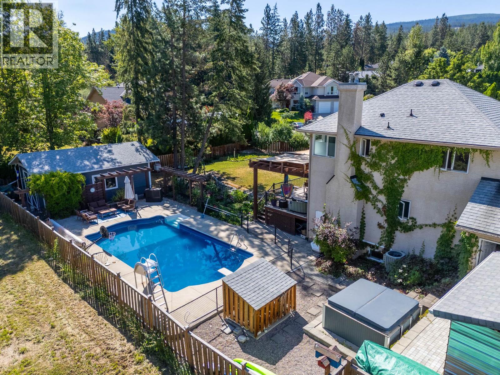 4015 Mahonia Drive - 8
