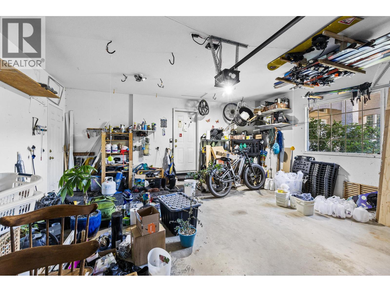 4015 Mahonia Drive - 55