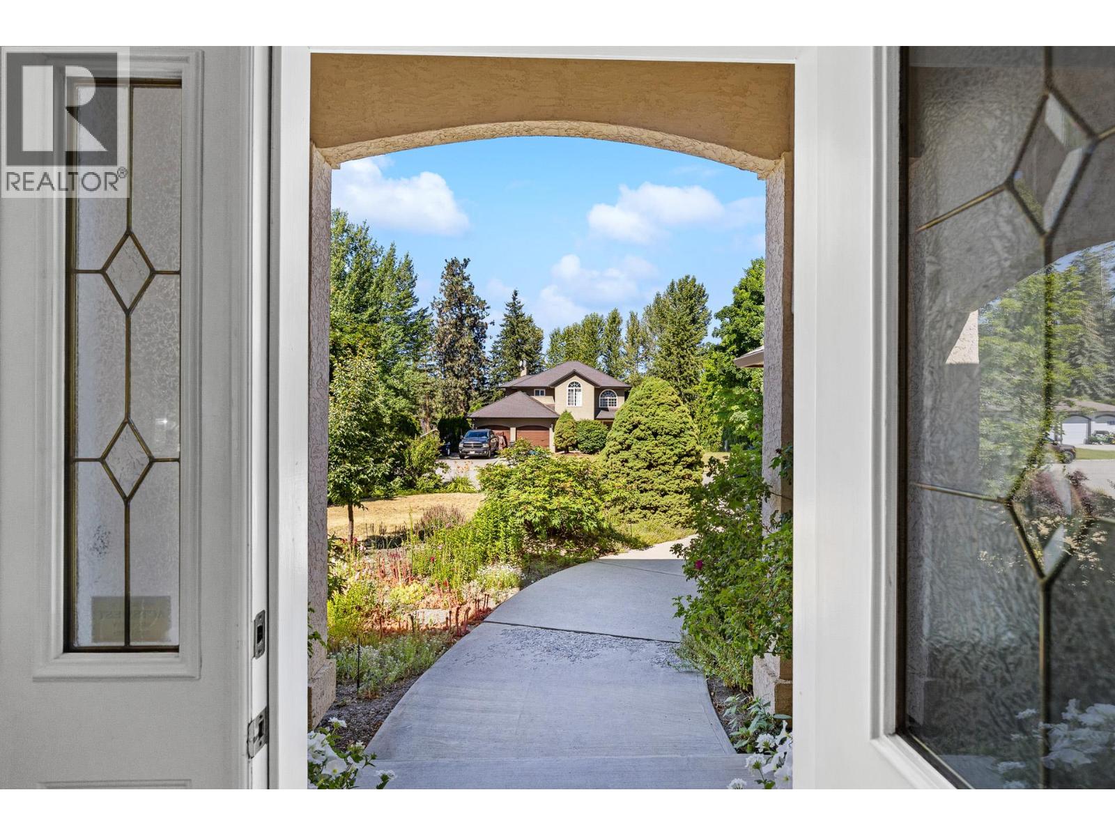4015 Mahonia Drive - 52