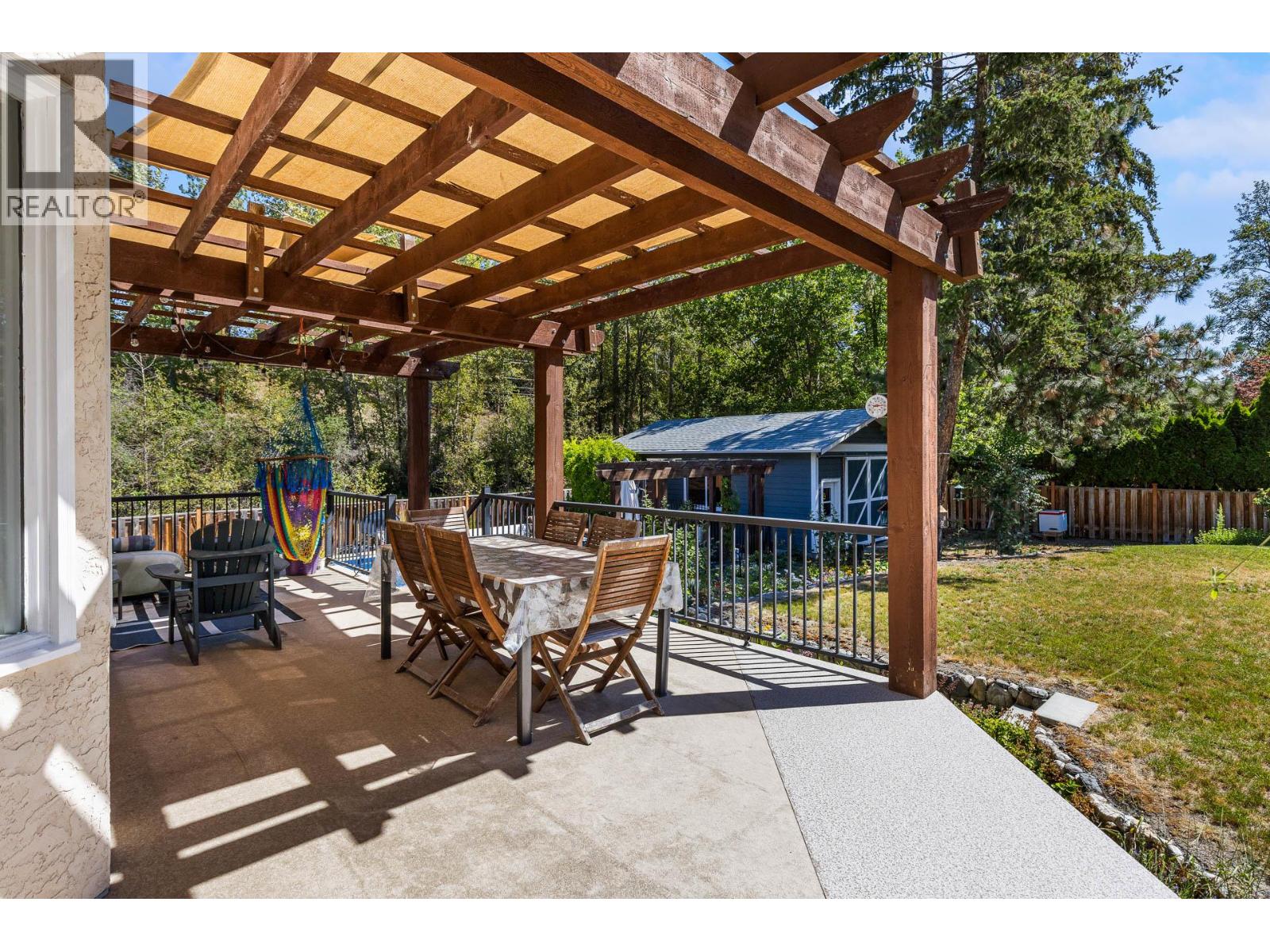 4015 Mahonia Drive - 75
