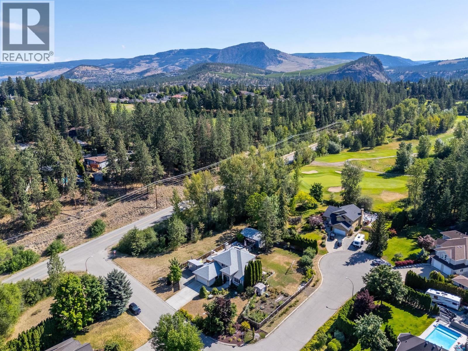 4015 Mahonia Drive - 84